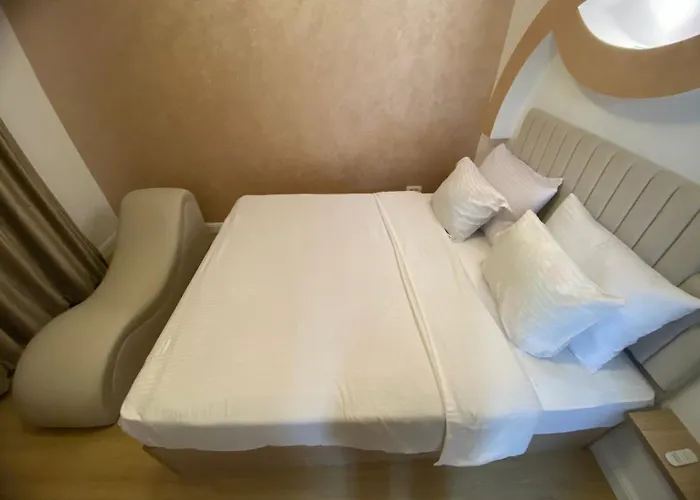 Cc Luxurious Apartman Gurdaka